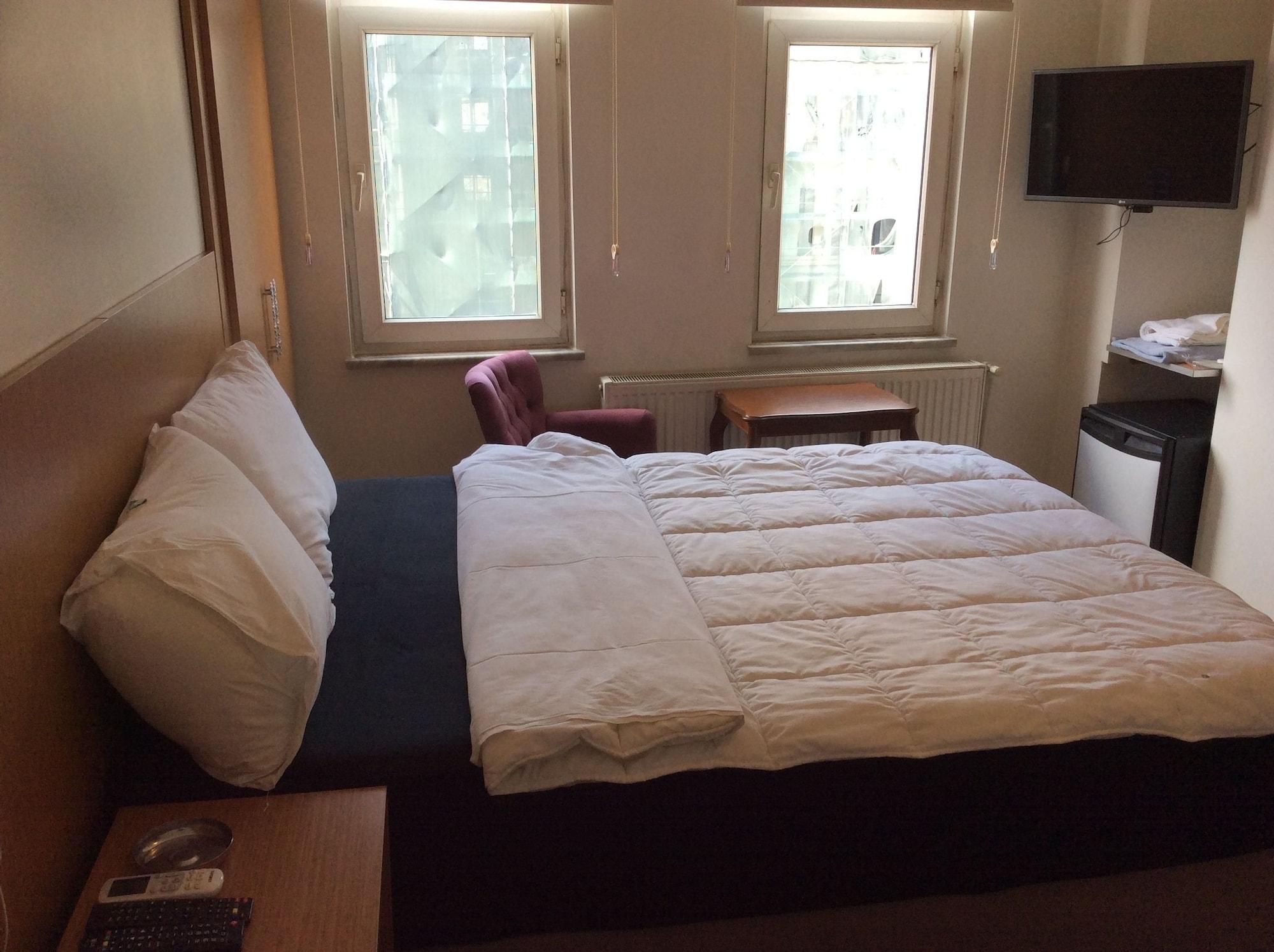 איסטמבול Hotel Yonca מראה חיצוני תמונה