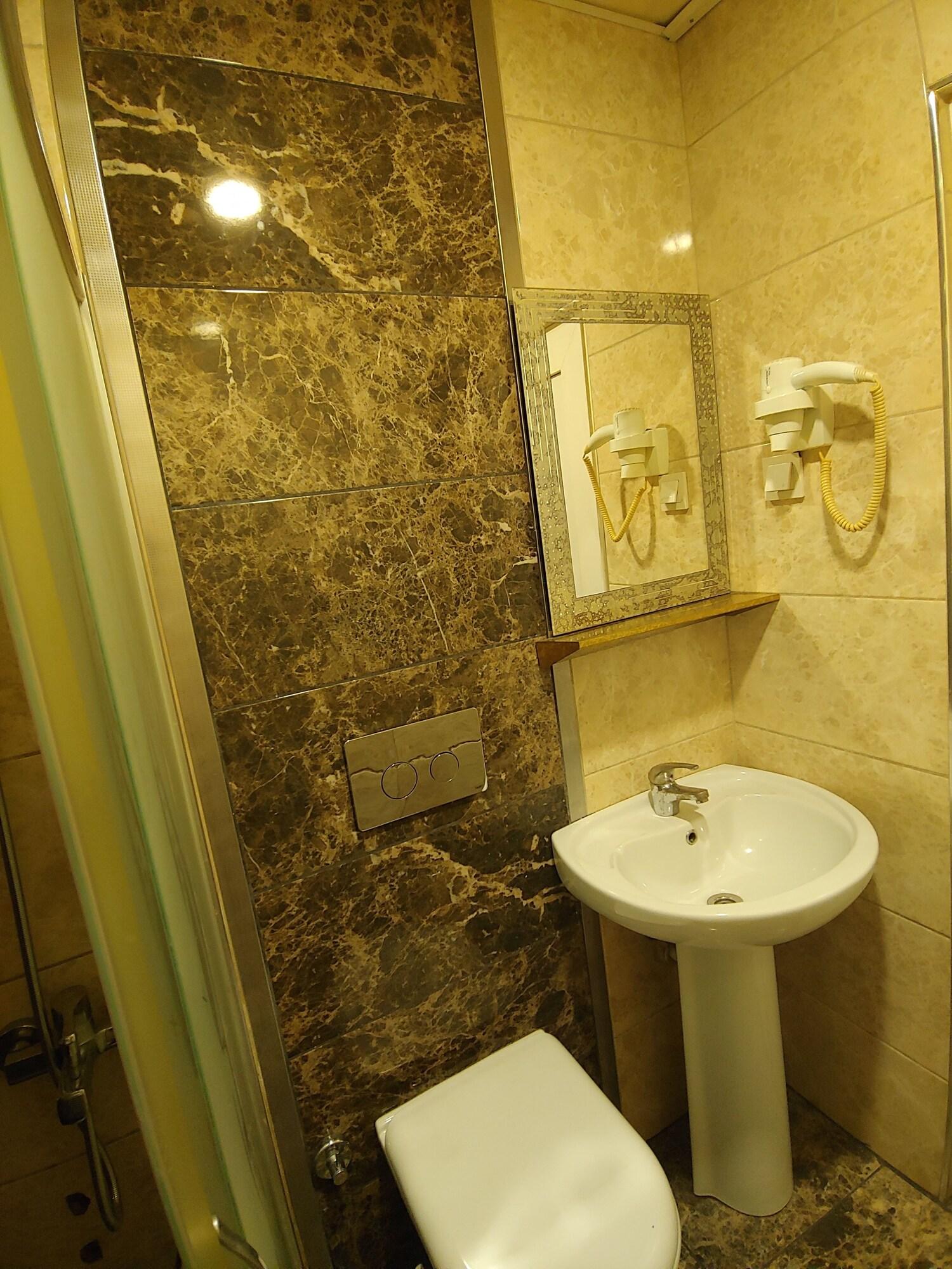 איסטמבול Hotel Yonca מראה חיצוני תמונה